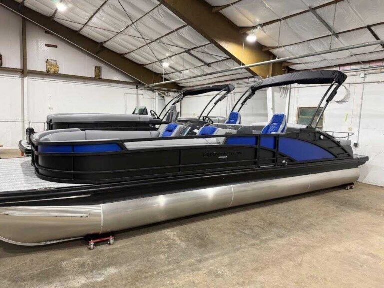 2026 Bennington 25RTSB - Blackout US-ETWS7708H526 [photo 29]